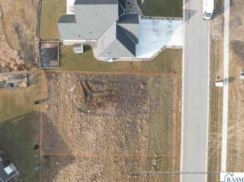 308 Pinehurst Drive Mankato MN 56001