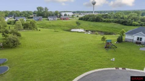 104 Spruce Court Le Sueur MN 56058