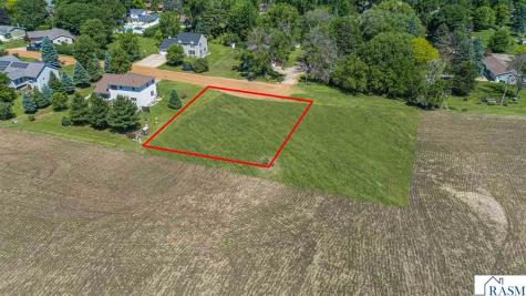 120 Kaukis Drive Le Sueur MN 56058