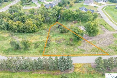305 Double Eagle Trail Mankato MN 56001