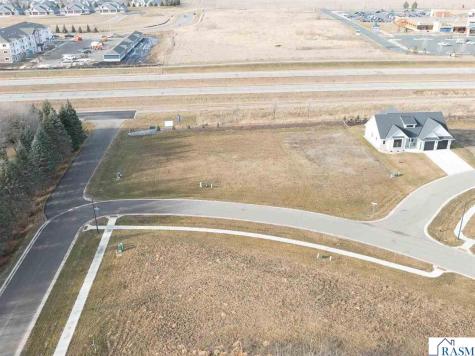 104 Pine Creek Road Mankato MN 56001