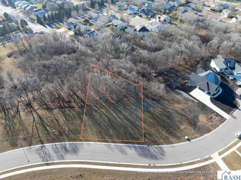 27 South Pointe Court North Mankato MN 56003