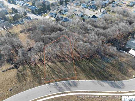 23 South Pointe Court North Mankato MN 56003