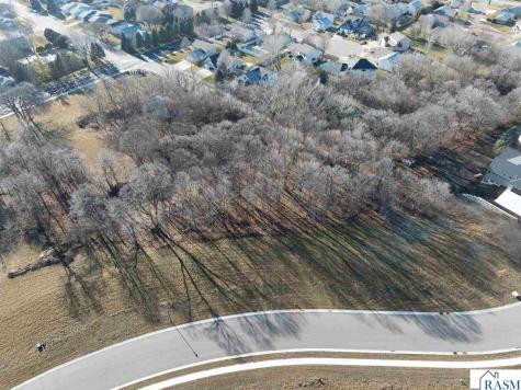 23 South Pointe Court North Mankato MN 56003