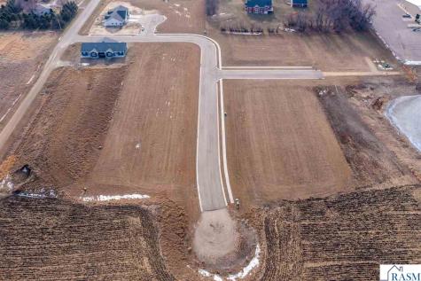 109 Bluestem Drive Blue Earth MN 56013