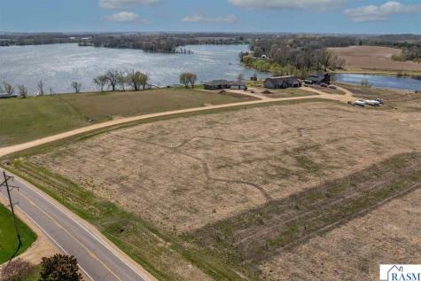 2XXX Lakeview Court Cleveland MN 56017