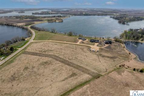 2XXX Lakeview Court Cleveland MN 56017