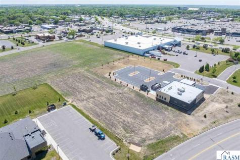 1521 Adams Street Mankato MN 56001