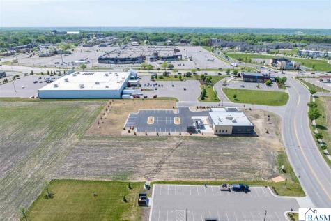 1521 Adams Street Mankato MN 56001