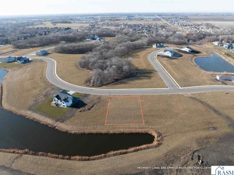 2144 Deerwood Drive North Mankato MN 56003