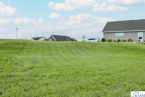 22 Sunset Court North Mankato MN 56003