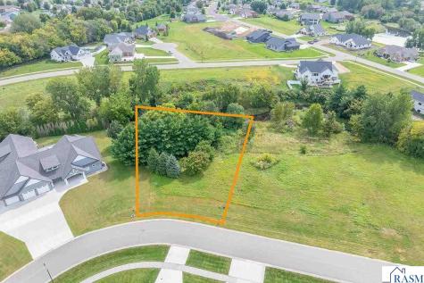 121 Pine Creek Road Mankato MN 56001