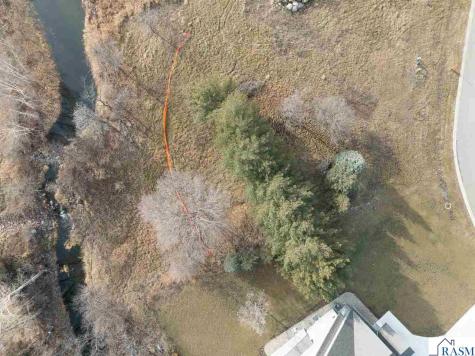 121 Pine Creek Road Mankato MN 56001