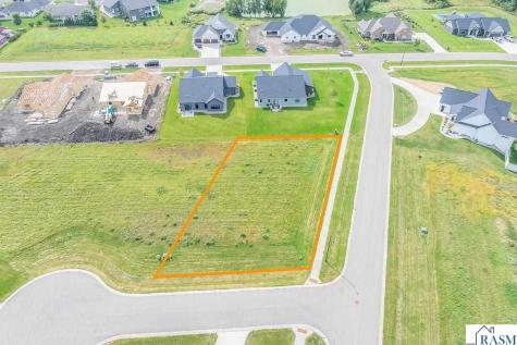102 Butler Falls Court Mankato MN 56001