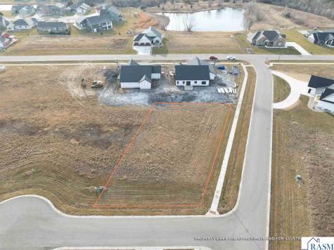 102 Butler Falls Court Mankato MN 56001