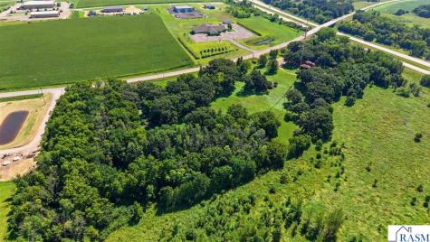 12179 380 Avenue Blue Earth MN 56013
