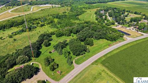12179 380 Avenue Blue Earth MN 56013