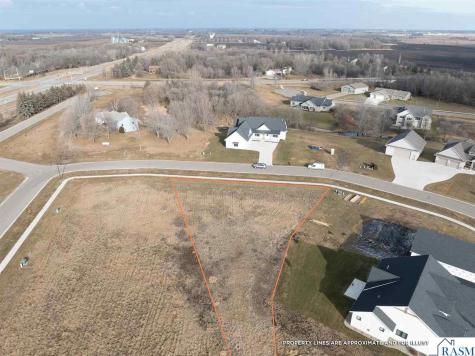 140 Pine Creek Road Mankato MN 56001