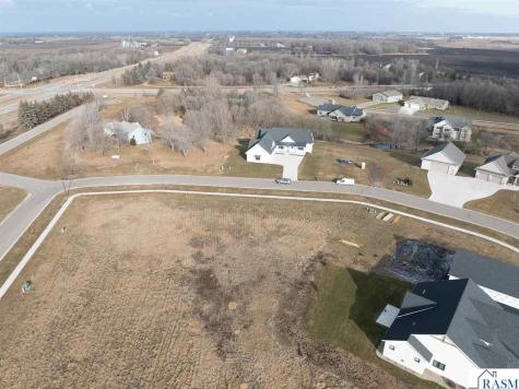 140 Pine Creek Road Mankato MN 56001
