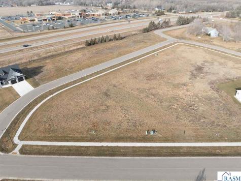 114 Pine Creek Road Mankato MN 56001