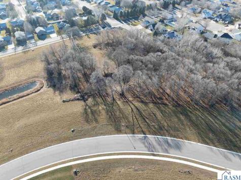19 South Pointe Court North Mankato MN 56003