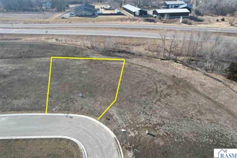 1022 Bitterend Circle Mankato MN 56001