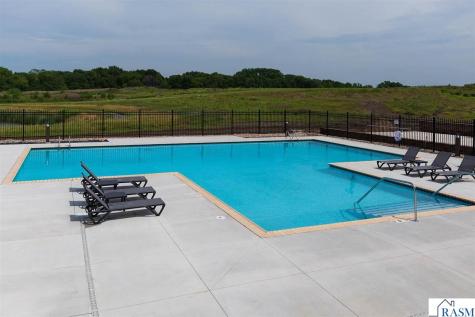 1022 Bitterend Circle Mankato MN 56001