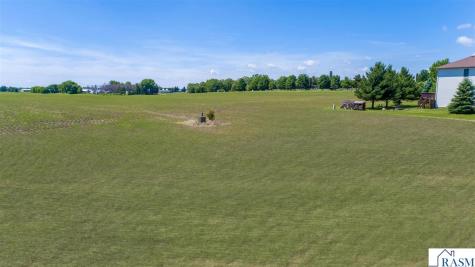 124 Kaukis Drive Le Sueur MN 56058