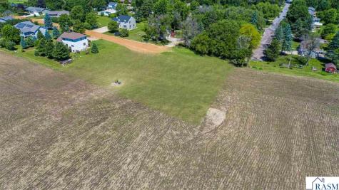 124 Kaukis Drive Le Sueur MN 56058