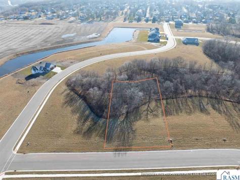 15 North Pointe Court North Mankato MN 56003
