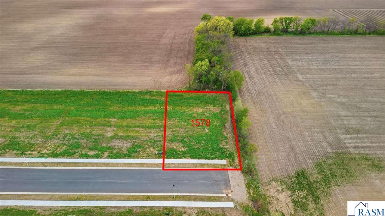 1578 Cullen Street St. Peter MN 56082-2538