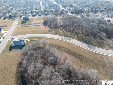 14 South Pointe Court North Mankato MN 56003