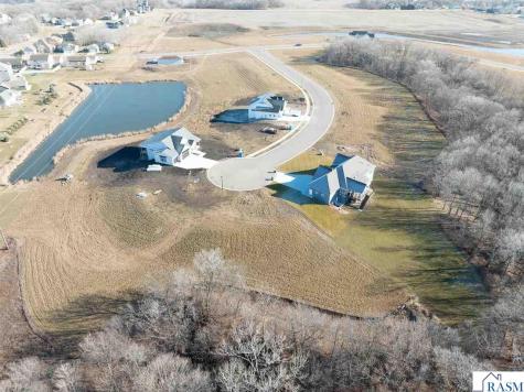 39 North Pointe Court North Mankato MN 56003