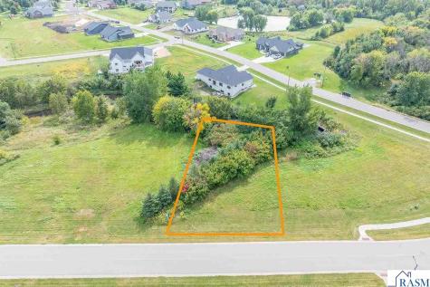 109 Pine Creek Road Mankato MN 56001