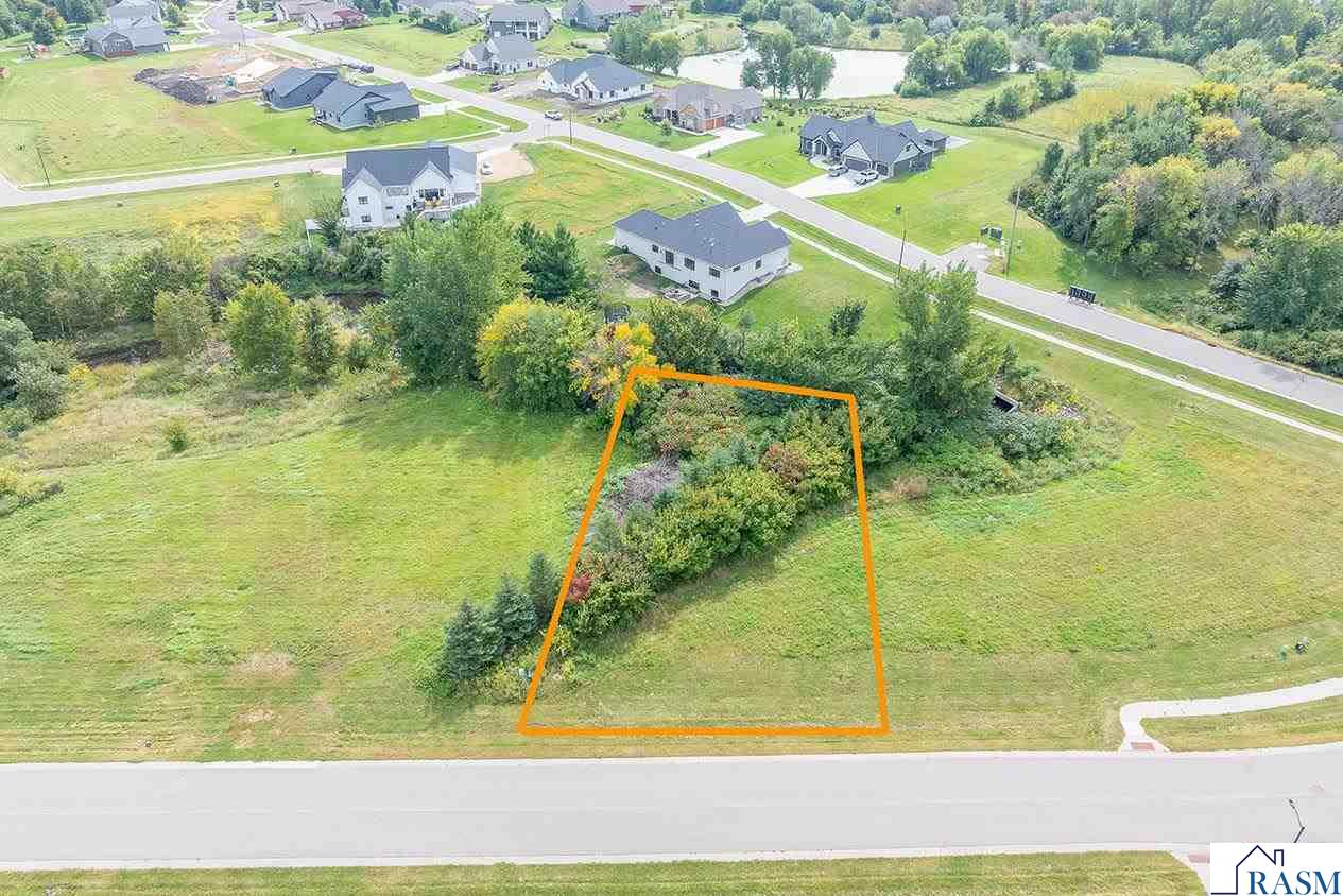 109 Pine Creek Road Mankato MN 56001