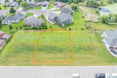 304 Pinehurst Drive Mankato MN 56001
