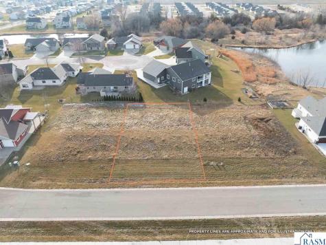304 Pinehurst Drive Mankato MN 56001