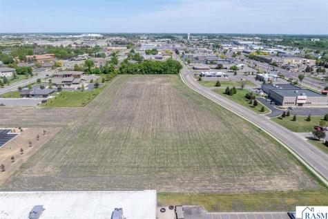 Lot 1, Block 2 Elwin Addition No. 2 Mankato MN 56001