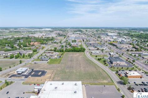 Lot 1, Block 2 Elwin Addition No. 2 Mankato MN 56001