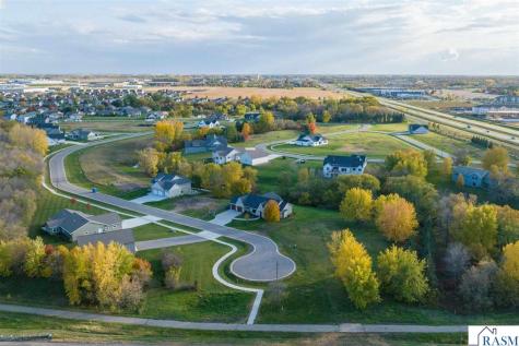 200 Double Eagle Drive Mankato MN 56001
