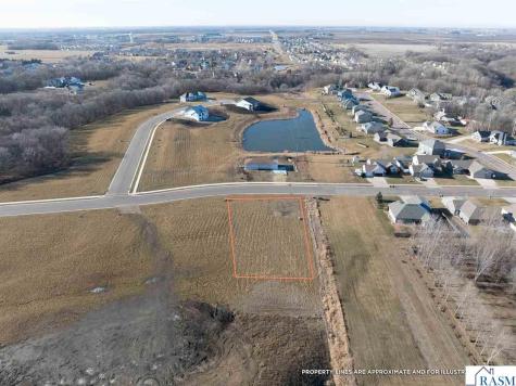2160 Deerwood Drive North Mankato MN 56001