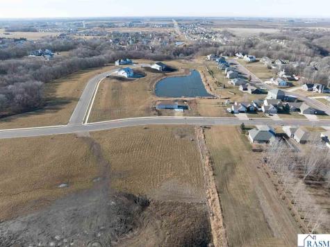 2160 Deerwood Drive North Mankato MN 56001