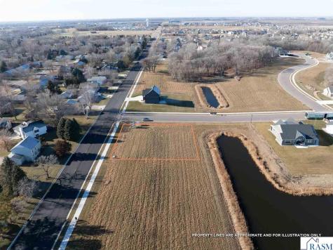 2100 Deerwood Drive North Mankato MN 56003