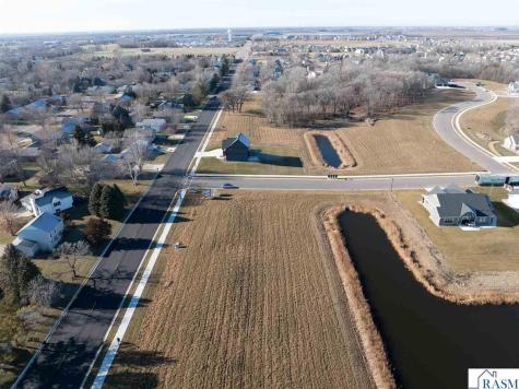 2100 Deerwood Drive North Mankato MN 56003