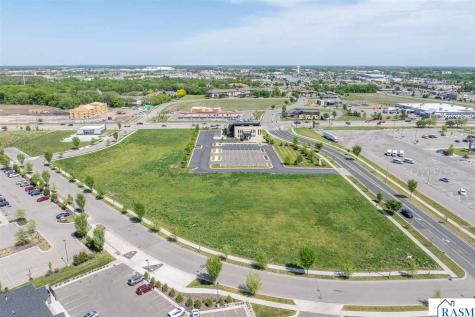 Lot 3, Block 1 Kearney Addition No. 3 Mankato MN 56001
