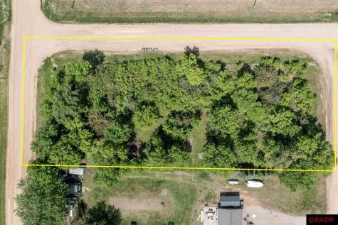 Xxx Woodview Lane Le Center MN 56057