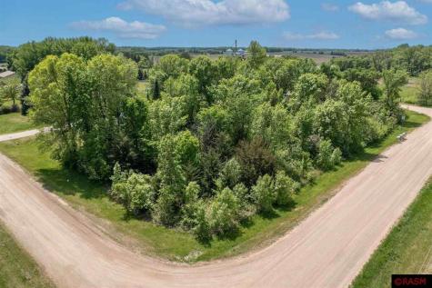 Xxx Woodview Lane Le Center MN 56057