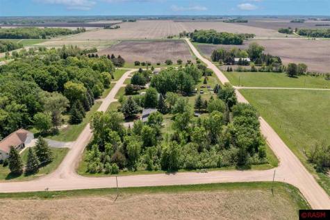 Xxx Woodview Lane Le Center MN 56057