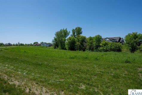 124 Butler Falls Road Mankato MN 56001