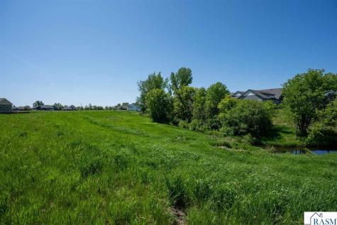 124 Butler Falls Road Mankato MN 56001